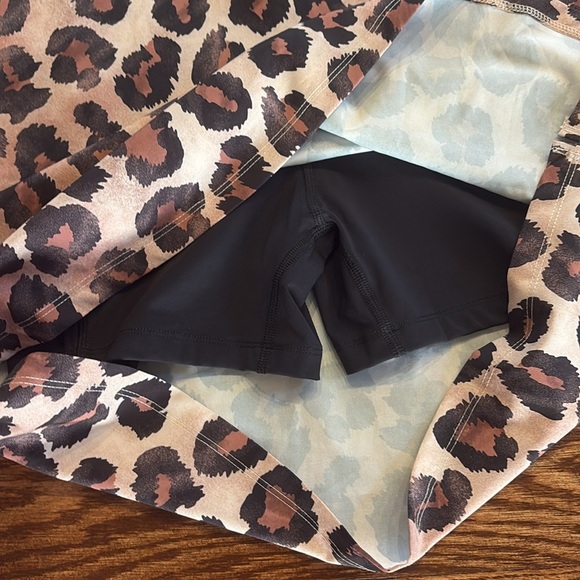 Women’s performance activewear tank dress - shorts in 1 leopard animal print S - Picture 9 of 12